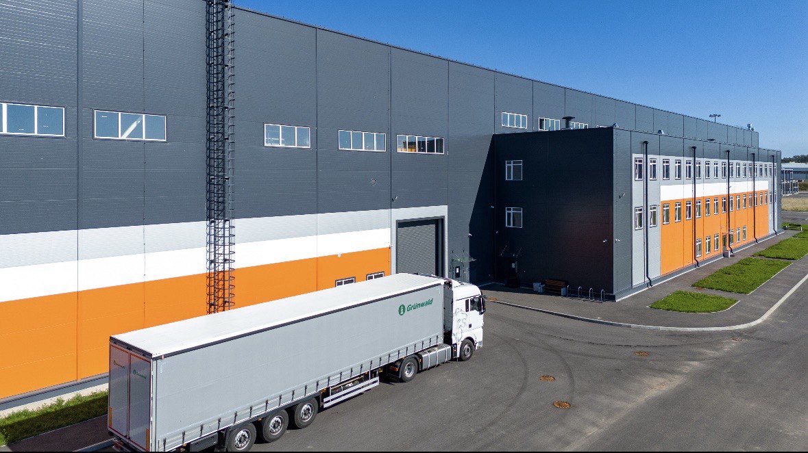 Продажа имущественного комплекса с долгосрочным договором аренды (технопарк Горелово)