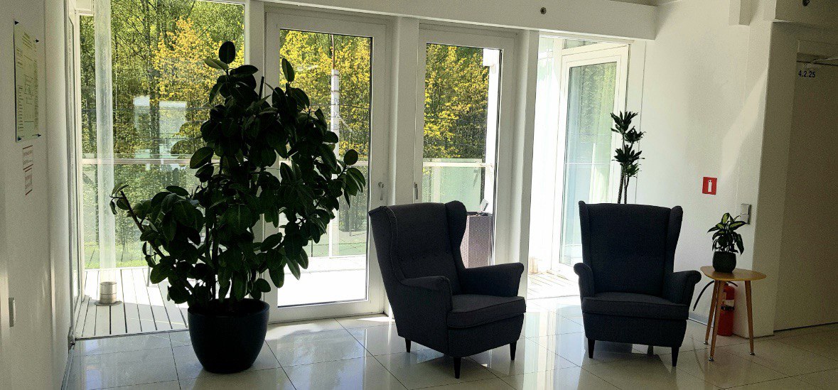 Обособленное здание бизнес-центра в Ольгино