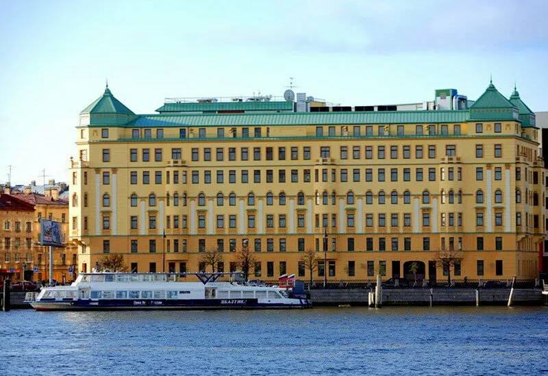 Отель River Palace 4*